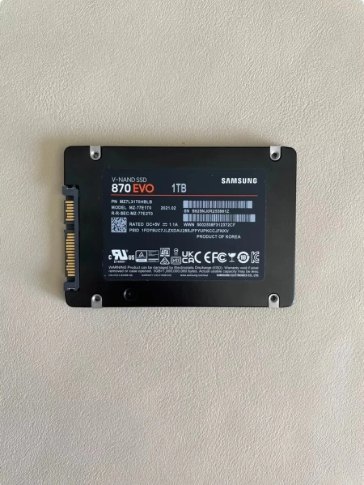 SAMSUNG 870 EVO 1TB SSD